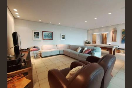 Casa para alugar com 4 quartos, 400m² em São Bento, Belo Horizonte