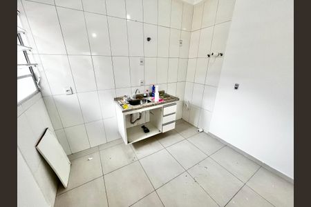 Sala/Cozinha de apartamento para alugar com 2 quartos, 31m² em Vila Baruel, São Paulo