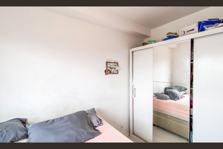 Quarto 2 de apartamento para alugar com 2 quartos, 33m² em Vila Pierina, São Paulo