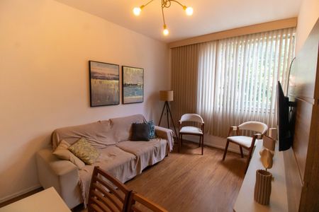 Sala de apartamento à venda com 2 quartos, 70m² em Santa Rosa, Niterói