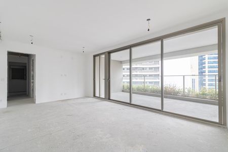 Sala de apartamento para alugar com 3 quartos, 150m² em Indianópolis, São Paulo