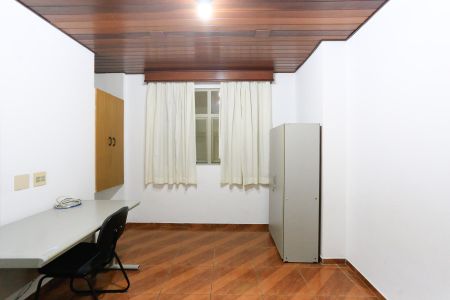 Quarto de casa para alugar com 1 quarto, 35m² em Jaguaré, São Paulo
