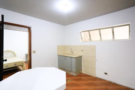 cozinha de casa para alugar com 1 quarto, 35m² em Jaguaré, São Paulo