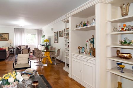 Sala de apartamento para alugar com 3 quartos, 202m² em Morro dos Ingleses, São Paulo