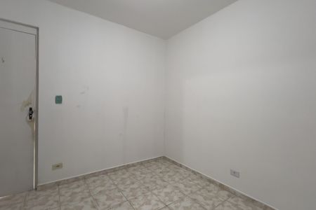 Quarto 2 de apartamento para alugar com 2 quartos, 43m² em Jardim Adriana, Guarulhos
