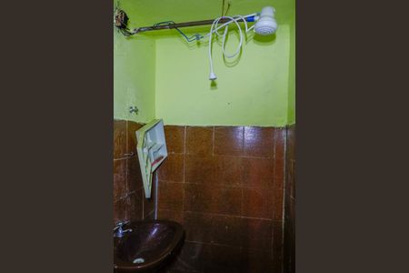 Banheiro de casa para alugar com 1 quarto, 40m² em Helena Maria, Osasco