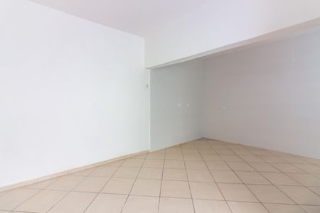 Sala de casa para alugar com 2 quartos, 120m² em Jardim Elvira, Osasco