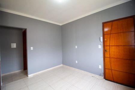 Sala de apartamento para alugar com 3 quartos, 75m² em Jardim Simus, Sorocaba