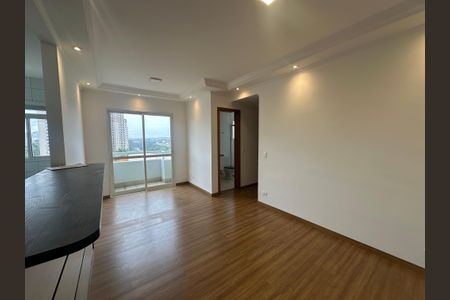 Sala de apartamento à venda com 2 quartos, 58m² em Jardim Tupanci, Barueri