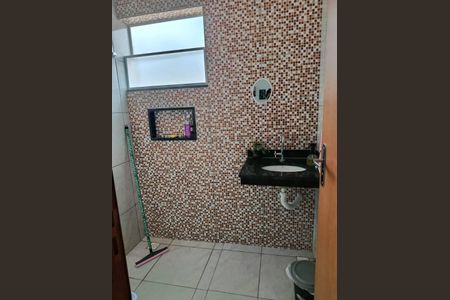 Casa para alugar com 2 quartos, 60m² em Banco de Areia, Mesquita