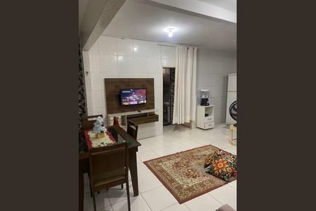 Casa para alugar com 2 quartos, 75m² em Banco de Areia, Mesquita