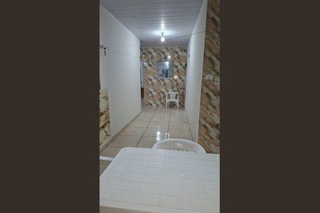 Sala de casa para alugar com 2 quartos, 60m² em Banco de Areia, Mesquita
