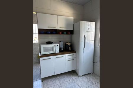 Casa para alugar com 2 quartos, 60m² em Banco de Areia, Mesquita