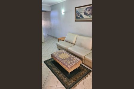 Sala de casa à venda com 3 quartos, 124m² em Cupecê, São Paulo