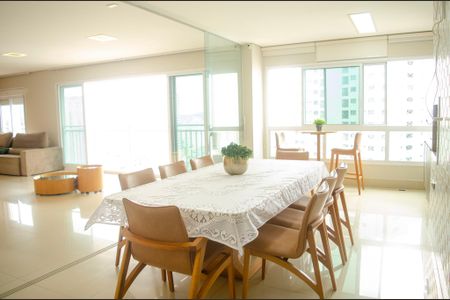 Apartamento para alugar com 3 quartos, 178m² em Setor Marista, Goiânia