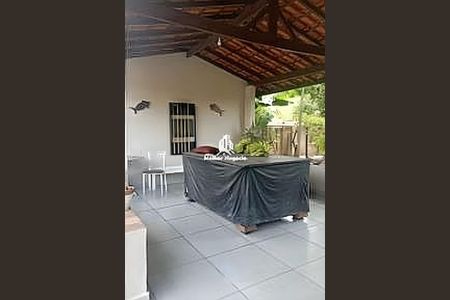 Casa à venda com 4 quartos, 250m² em Loteamento Chácaras Vale das Garças, Campinas