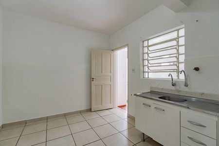 Cozinha de casa para alugar com 1 quarto, 35m² em Vila Gumercindo, São Paulo