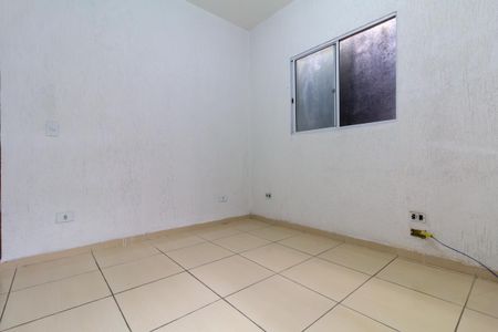 Quarto 1 de casa para alugar com 2 quartos, 80m² em Parque Cisper, São Paulo
