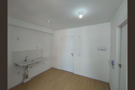 Cozinha - Torneira de apartamento para alugar com 1 quarto, 64m² em Vila Santo Estefano, São Paulo