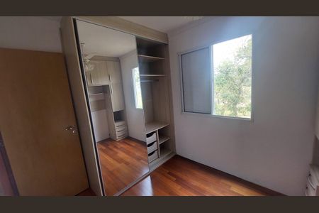 Quarto de apartamento para alugar com 2 quartos, 48m² em Jardim Isis, Cotia