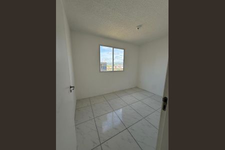 Quarto de apartamento para alugar com 2 quartos, 60m² em Rubem Berta, Porto Alegre