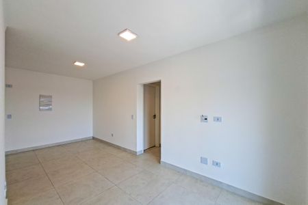Sala de apartamento para alugar com 2 quartos, 65m² em Maracanã, Praia Grande