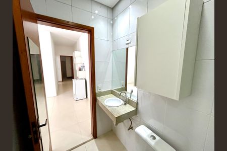 Banheiro de casa para alugar com 2 quartos, 60m² em Jardim Arapongas, Guarulhos