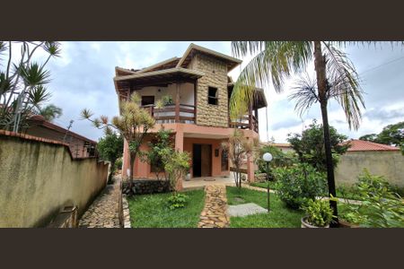Fachada casa de casa à venda com 4 quartos, 630m² em Luiz Toledo, Lagoa Santa