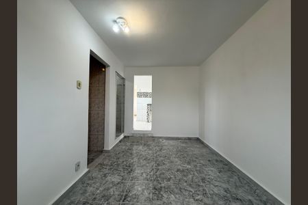 Casa para alugar com 2 quartos, 70m² em Alípio de Melo, Belo Horizonte