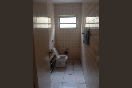 Banheiro de casa para alugar com 2 quartos, 186m² em Vila Nova Curuca, São Paulo