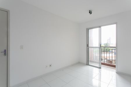 Sala de apartamento para alugar com 2 quartos, 48m² em Vila Taquari, São Paulo