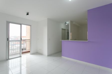 Sala de apartamento para alugar com 2 quartos, 48m² em Vila Taquari, São Paulo