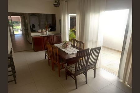Casa para alugar com 3 quartos, 215m² em Jardim Marília, Campinas