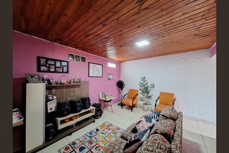 Sala de casa para alugar com 3 quartos, 140m² em Brasilândia, São Paulo