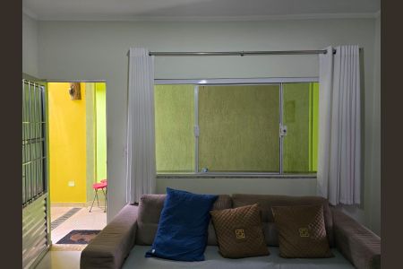 Sala de casa à venda com 3 quartos, 400m² em Jardim Jovaia, Guarulhos