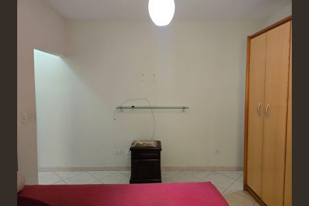 Suíte de casa à venda com 3 quartos, 400m² em Jardim Jovaia, Guarulhos