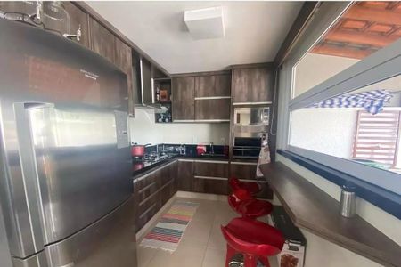 Casa de Condomínio para alugar com 3 quartos, 247m² em Swiss Park, Campinas