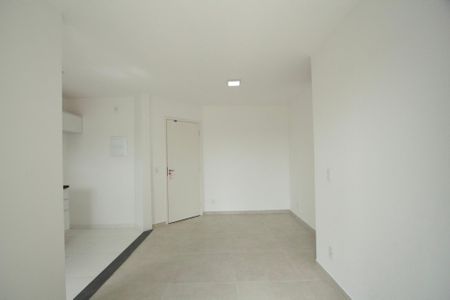 Sala de apartamento para alugar com 2 quartos, 45m² em Jardim Ibiti do Paco, Sorocaba