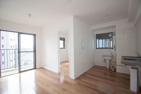 Sala de apartamento para alugar com 2 quartos, 44m² em Vila Albertina, São Paulo