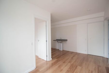 Sala de apartamento para alugar com 2 quartos, 44m² em Vila Albertina, São Paulo