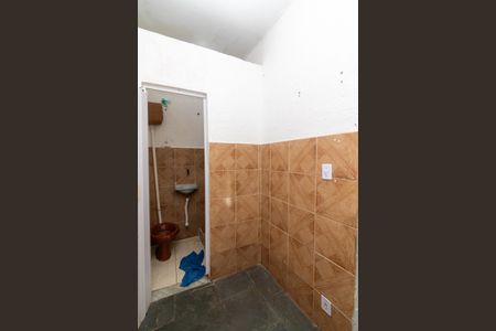 Cozinha de kitnet/studio para alugar com 1 quarto, 28m² em Ricardo de Albuquerque, Rio de Janeiro