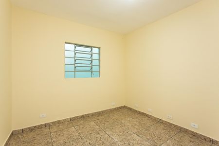 Sala de casa para alugar com 2 quartos, 59m² em Vila Carmosina, São Paulo