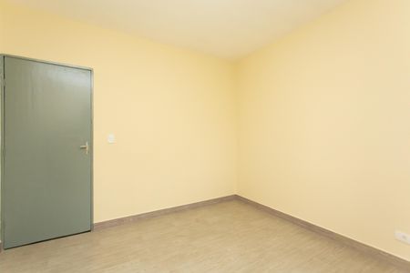 Quarto 1 de casa para alugar com 2 quartos, 59m² em Vila Carmosina, São Paulo