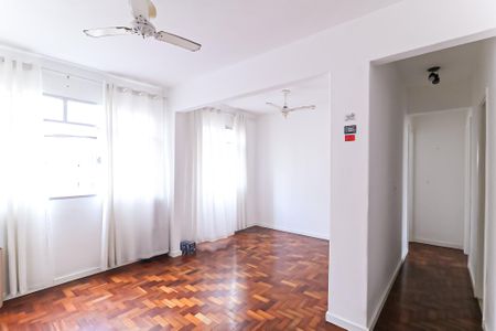 Sala de apartamento para alugar com 2 quartos, 56m² em Todos Os Santos, Rio de Janeiro