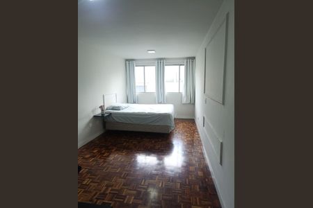 Quarto de kitnet/studio para alugar com 1 quarto, 28m² em Centro, Curitiba