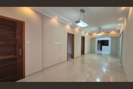 Sala de casa para alugar com 3 quartos, 198m² em Vila Santo Alberto, Santo André