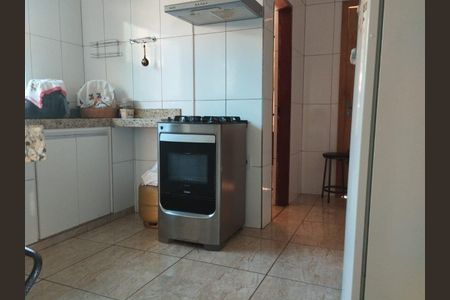 Casa à venda com 2 quartos, 525m² em Estrela Dalva, Belo Horizonte