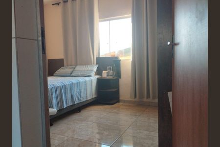 Casa à venda com 2 quartos, 525m² em Estrela Dalva, Belo Horizonte