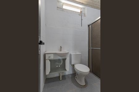 Banheiro de casa para alugar com 1 quarto, 43m² em Passo das Pedras, Porto Alegre