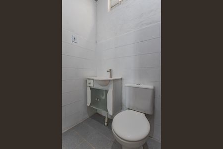 Banheiro de casa para alugar com 1 quarto, 43m² em Passo das Pedras, Porto Alegre